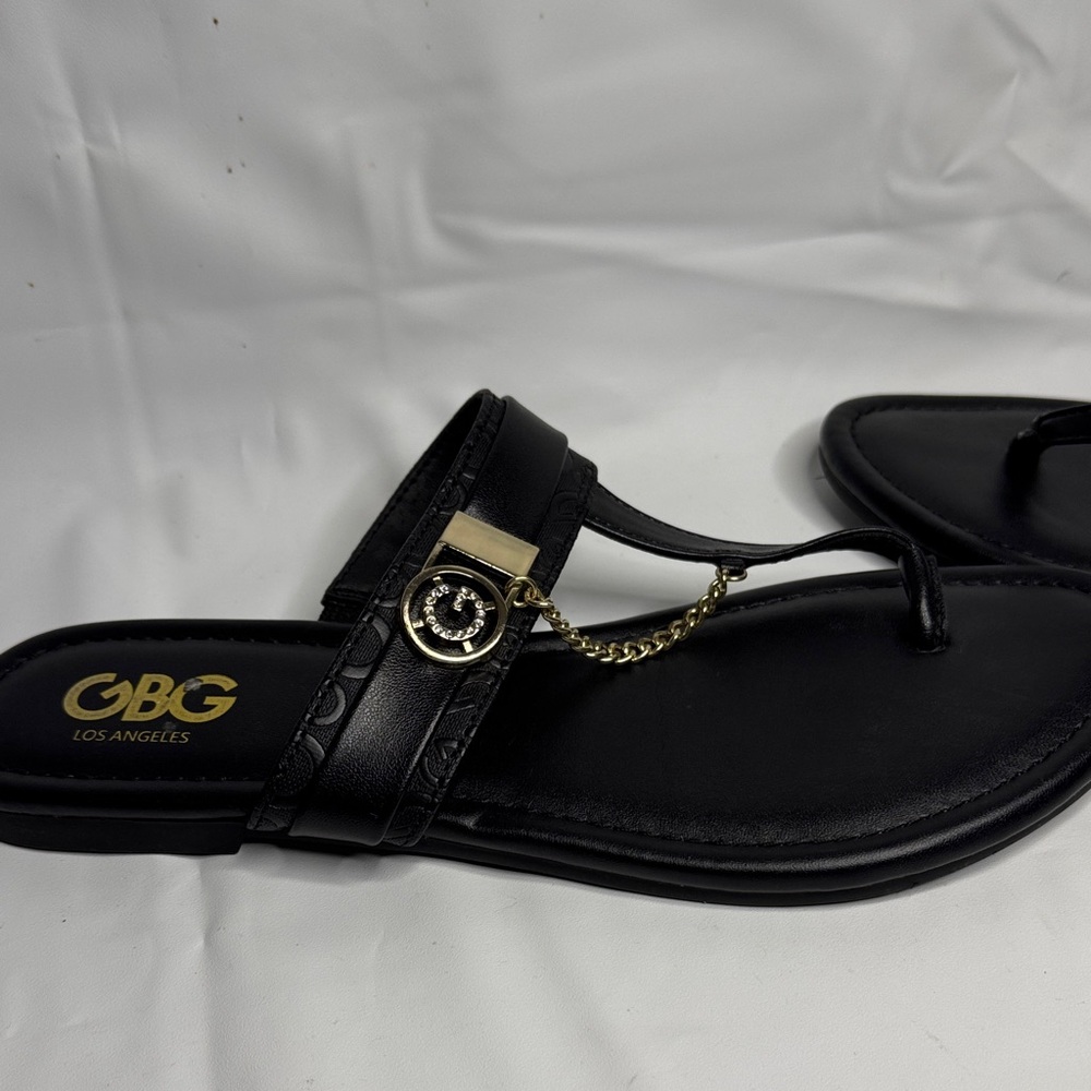 GBG Los Angeles Black Sandals with Gold Chain Accent - Picture 2 of 7
